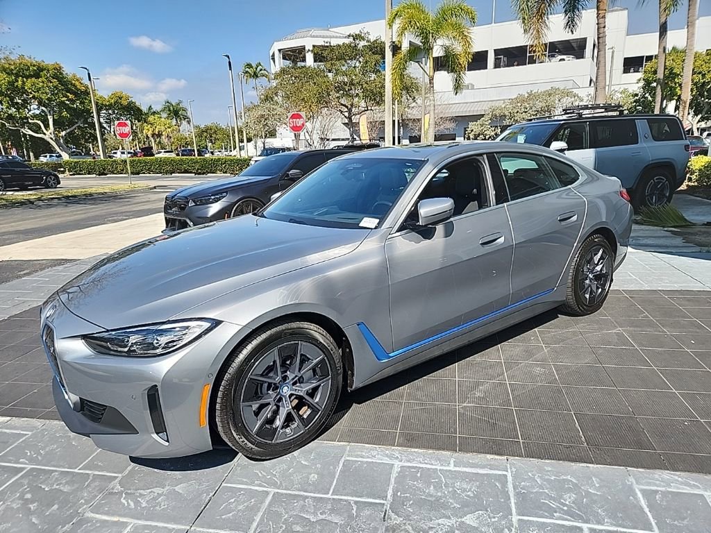 Used 2024 BMW i4 eDrive40 image 14