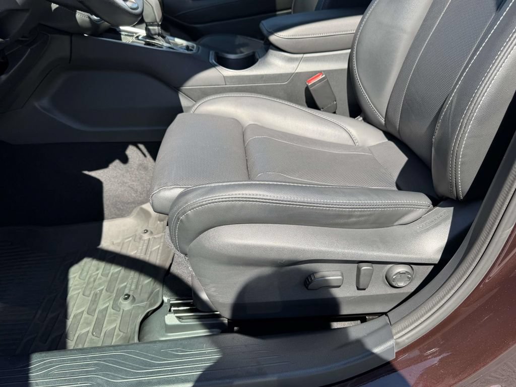 Certified 2024 Subaru Outback Limited w/ Tech Package 3 AWD/4WD image 17