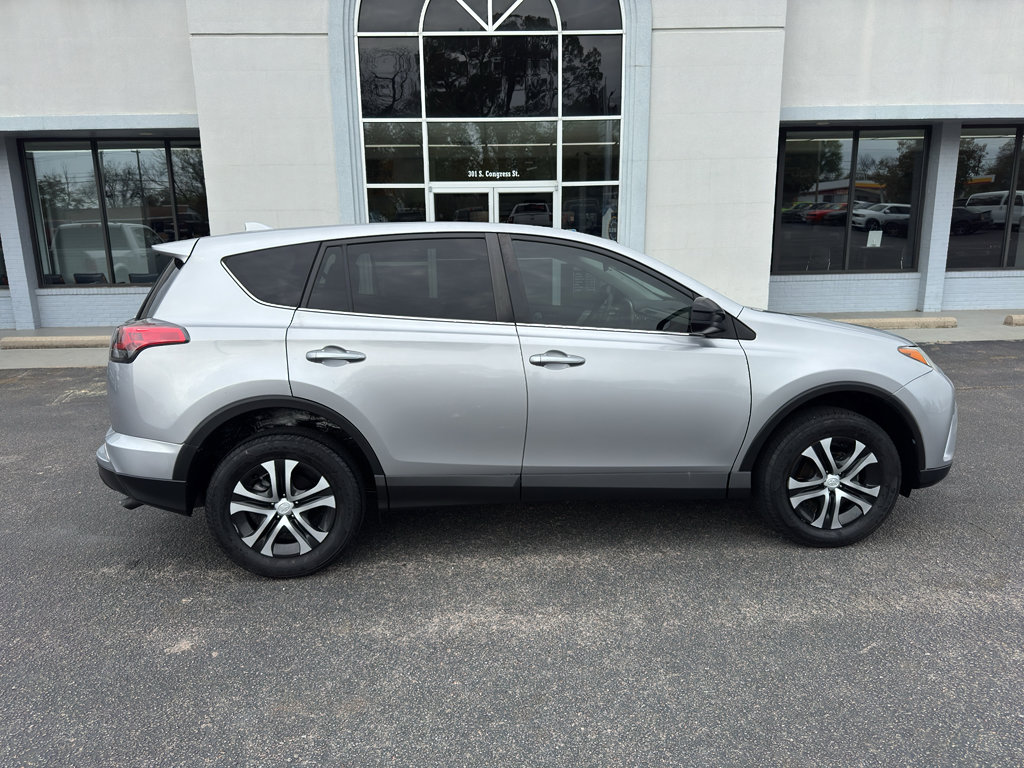 Used 2018 Toyota RAV4 LE w/ All Weather Liner Package image 2