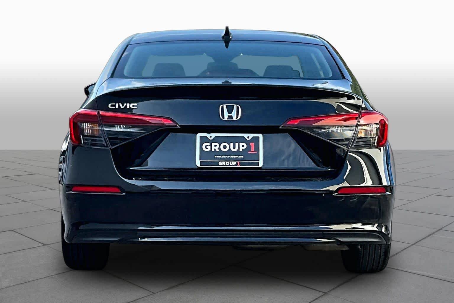Used 2023 Honda Civic LX image 5