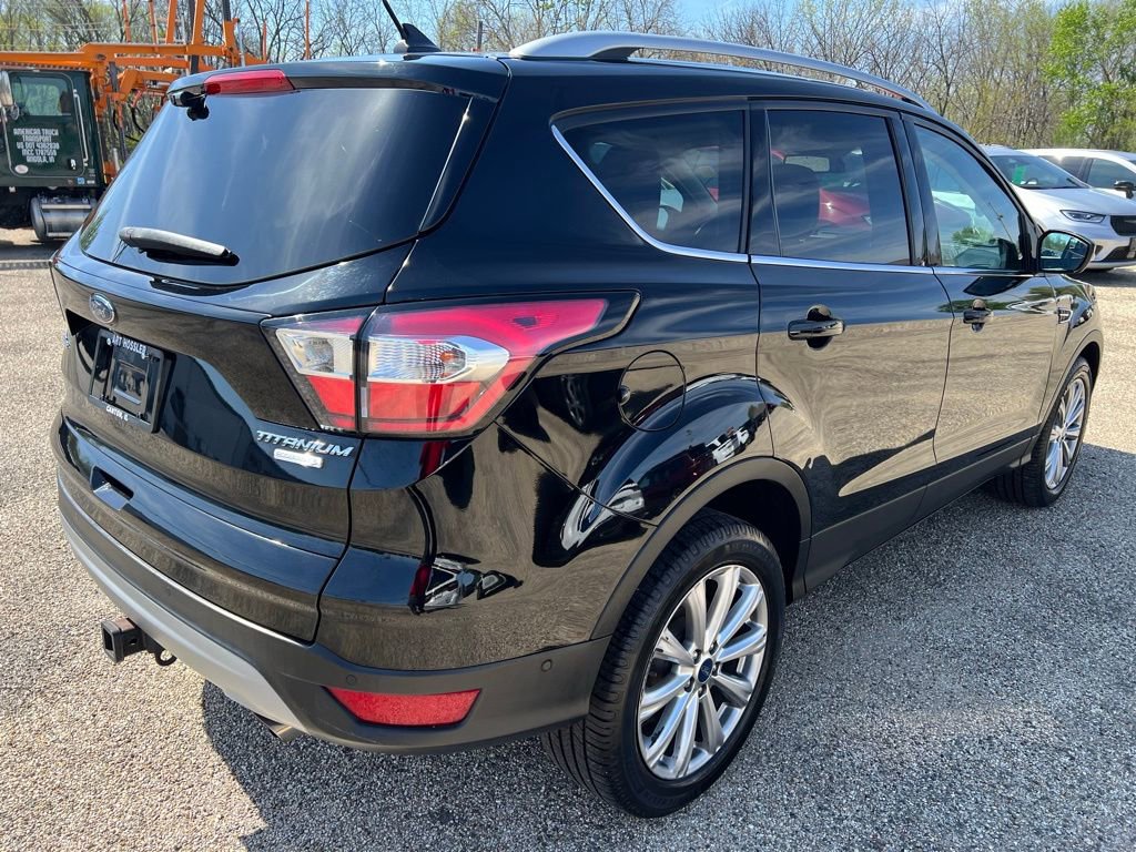 Used 2018 Ford Escape Titanium FWD image 3
