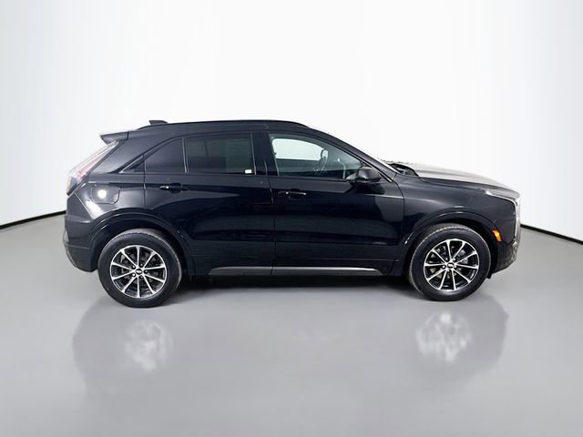 Used 2024 Cadillac XT4 Sport w/ Cold Weather Package image 9