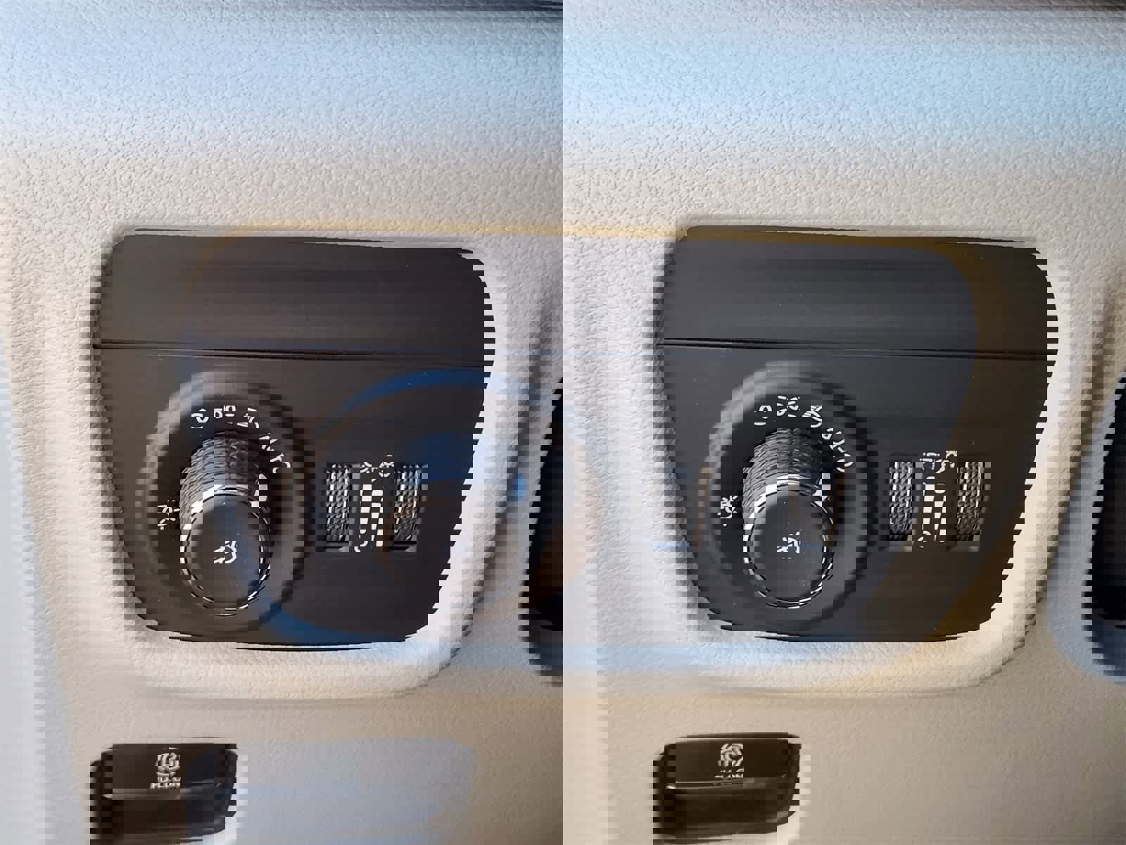 Used 2022 Jeep Grand Cherokee Summit w/ Adv Protech Group IV image 18