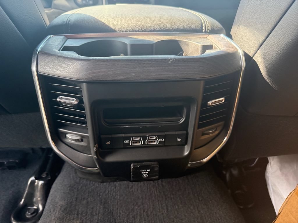 New 2025 RAM 2500 Laramie AWD/4WD image 29