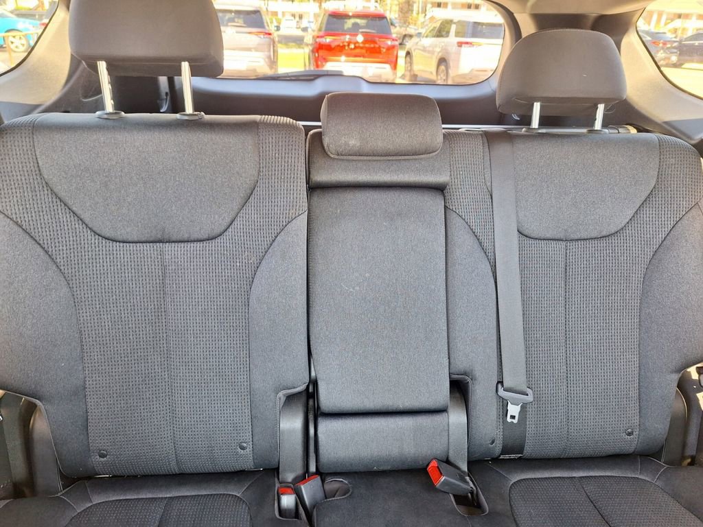 Used 2022 Hyundai Santa Fe SEL image 29