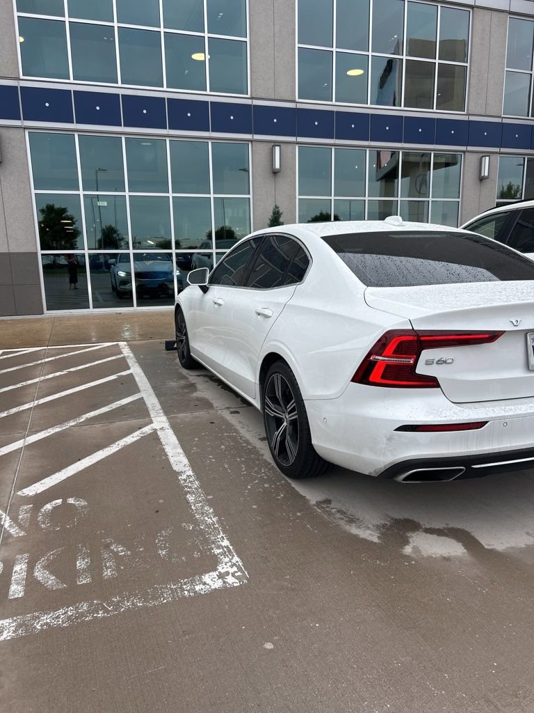 Used 2022 Volvo S60 B5 Inscription w/ Advanced Package image 4