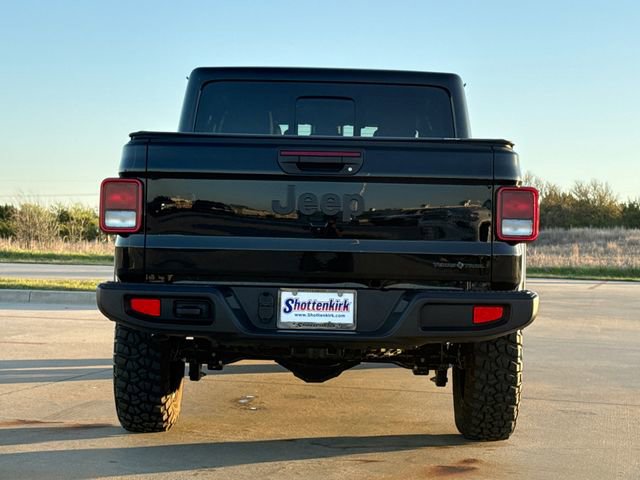 Used 2025 Jeep Gladiator Mojave AWD/4WD image 8