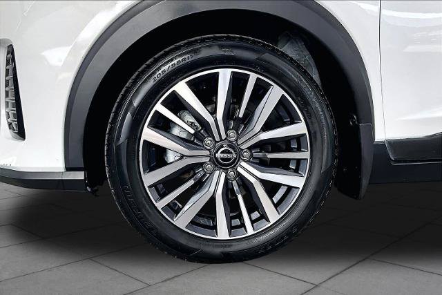 Certified 2024 Nissan Kicks SV w/ Interior Electronics Package FWD image 11
