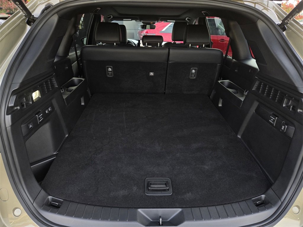 Certified 2025 MAZDA CX-70 Plug-In Hybrid w/ Premium Plus image 35