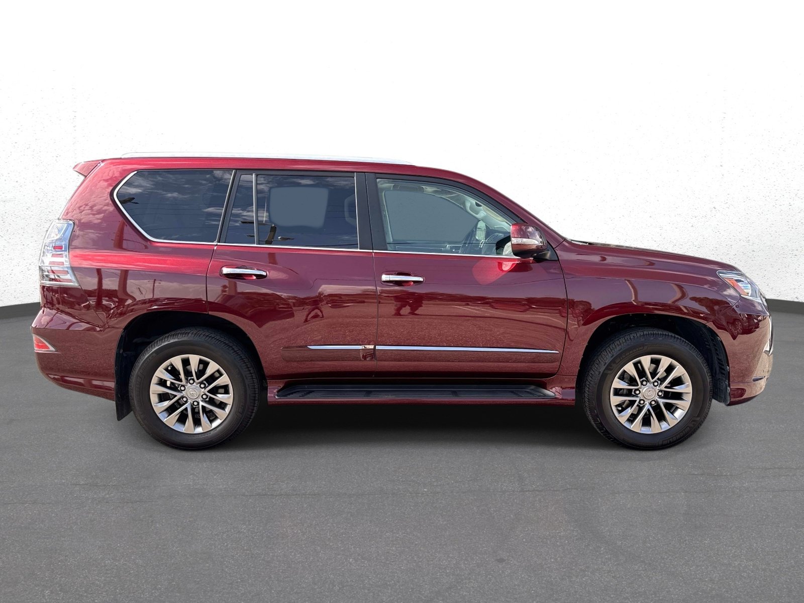 Used 2019 Lexus GX 460 Luxury AWD/4WD image 2