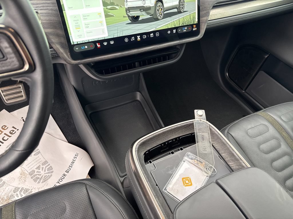 Used 2022 Rivian R1S Launch Edition AWD/4WD image 26