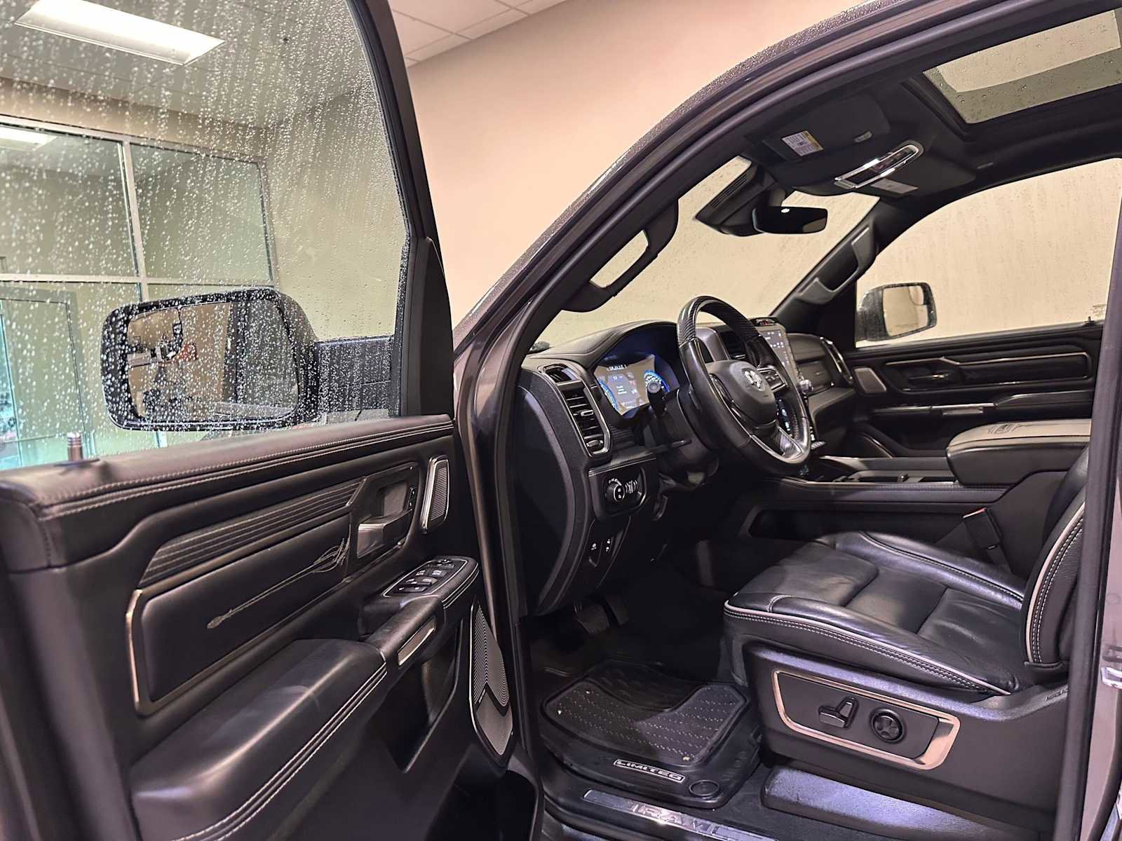 Used 2021 RAM 1500 Limited AWD/4WD image 23