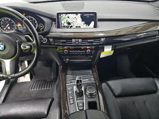 Used 2018 BMW X5 xDrive50i image 10