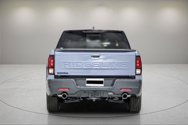 New 2026 Honda Ridgeline Black Edition image 4