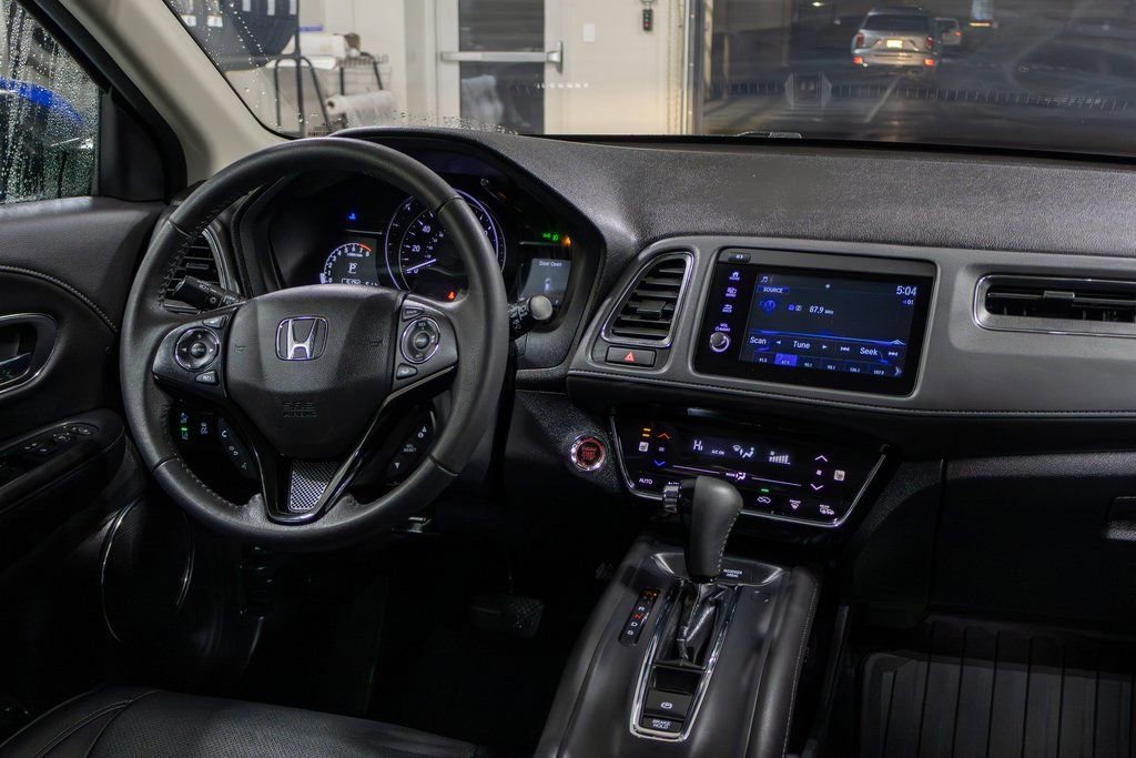 Used 2020 Honda HR-V EX-L image 11