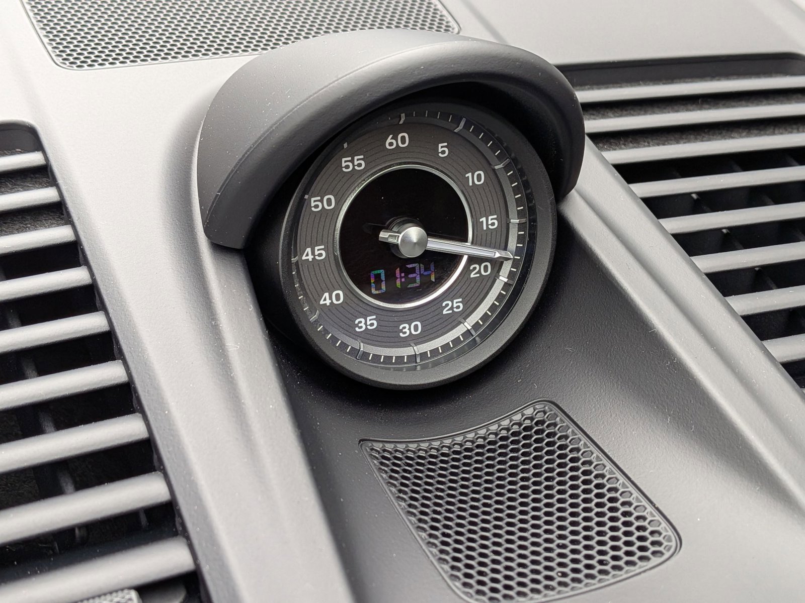 Used 2021 Porsche 911 Turbo S image 22