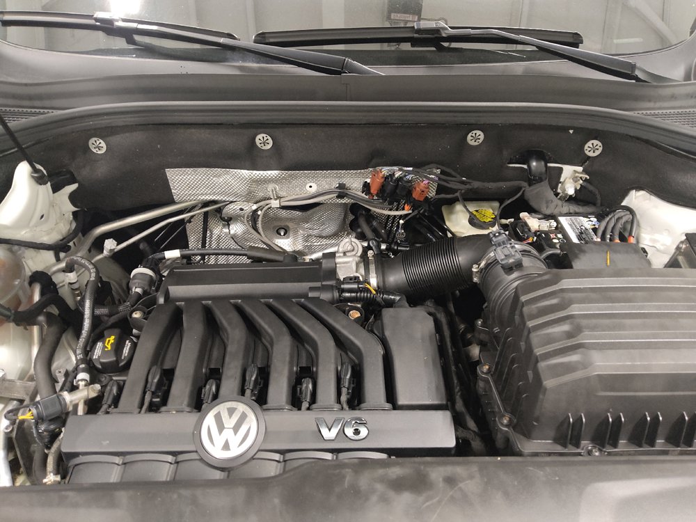 Used 2021 Volkswagen Atlas Cross Sport SE AWD/4WD image 30