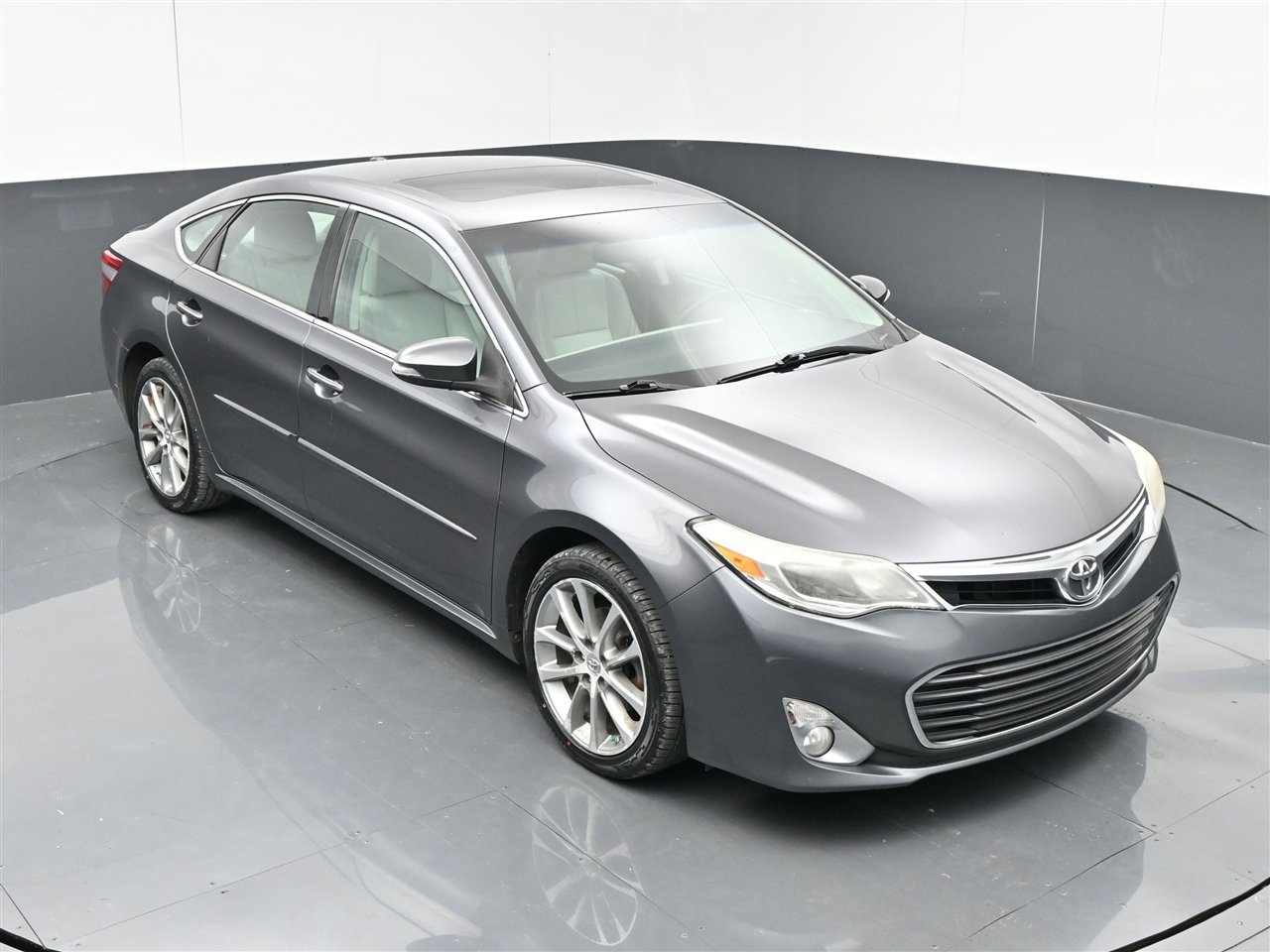 Used 2015 Toyota Avalon XLE Touring image 23