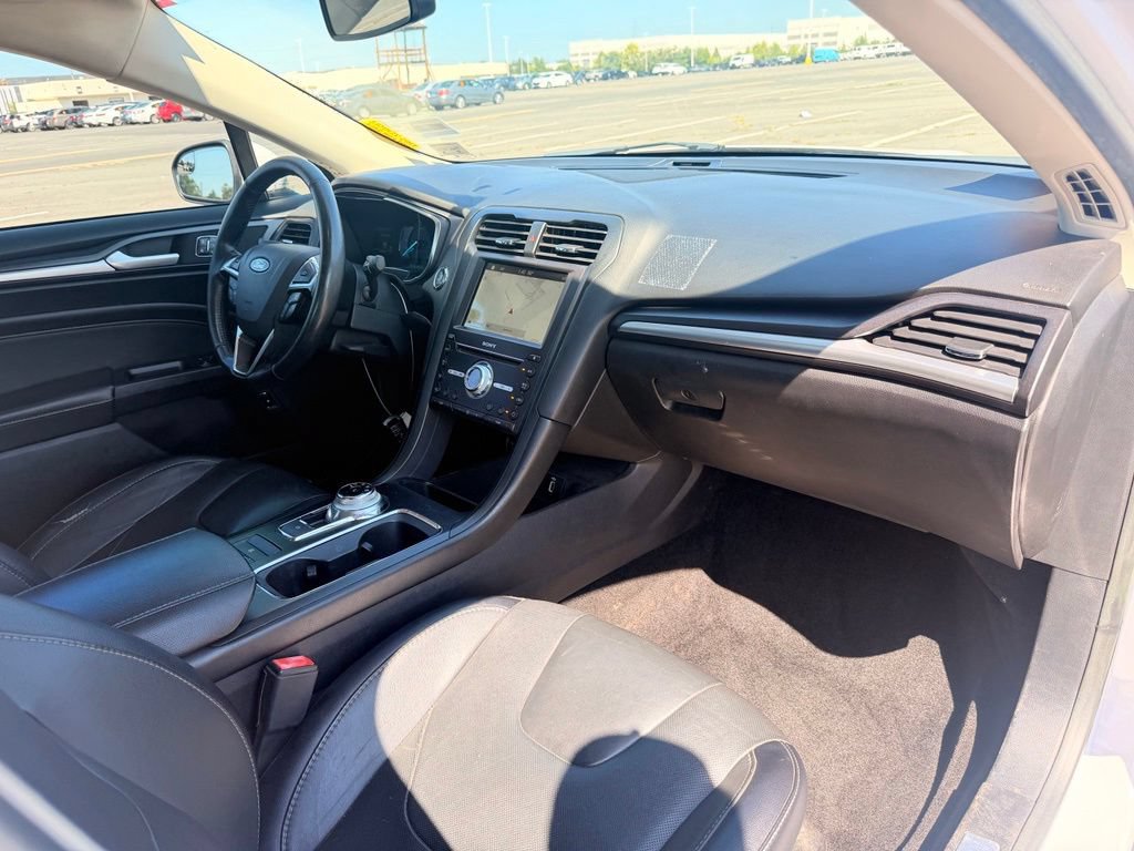 Used 2018 Ford Fusion Titanium FWD image 7