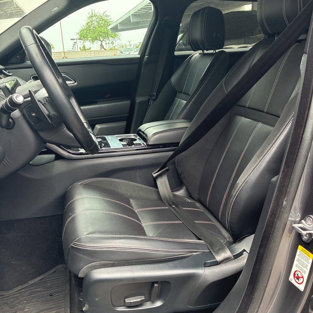 Used 2019 Land Rover Range Rover Velar S AWD/4WD image 3