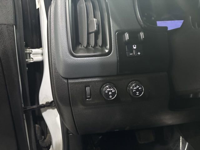 Used 2016 Chevrolet Colorado Z71 AWD/4WD image 13
