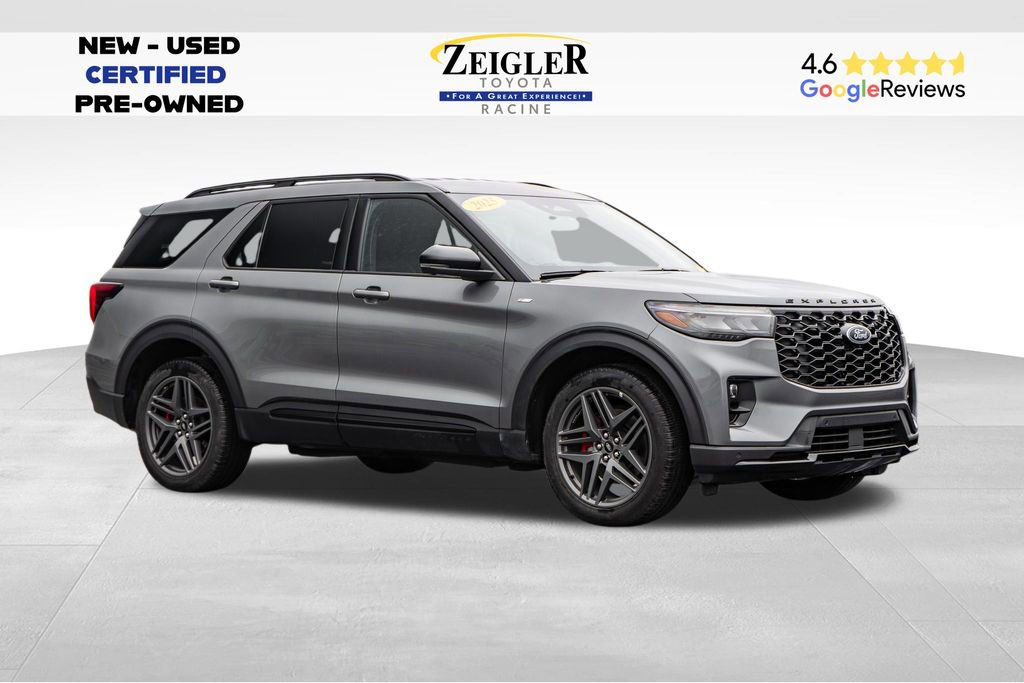 Used 2025 Ford Explorer ST-Line w/ ST-Line Street Pack AWD/4WD image 1