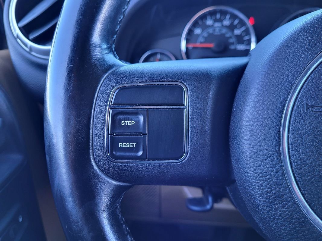 Used 2012 Jeep Wrangler Unlimited Sahara w/ Dual Top Group image 27