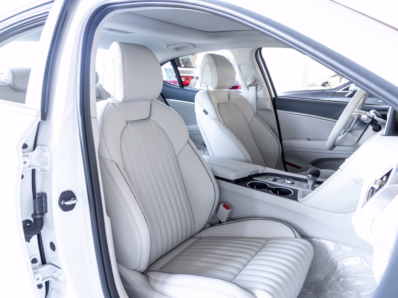 Used 2026 Genesis G70 2.5T Prestige RWD image 25
