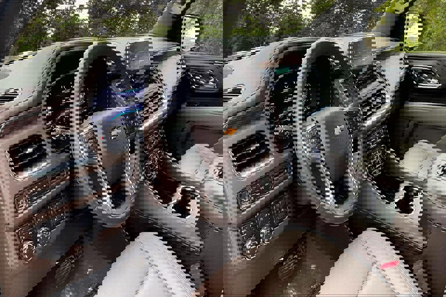 Used 2022 Chevrolet Tahoe LT w/ LT Signature Package image 17