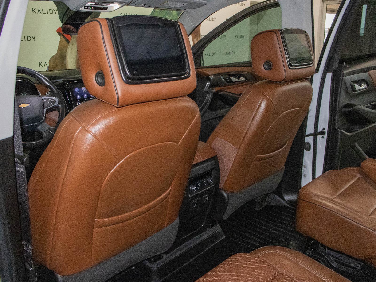 Used 2020 Chevrolet Traverse High Country image 9