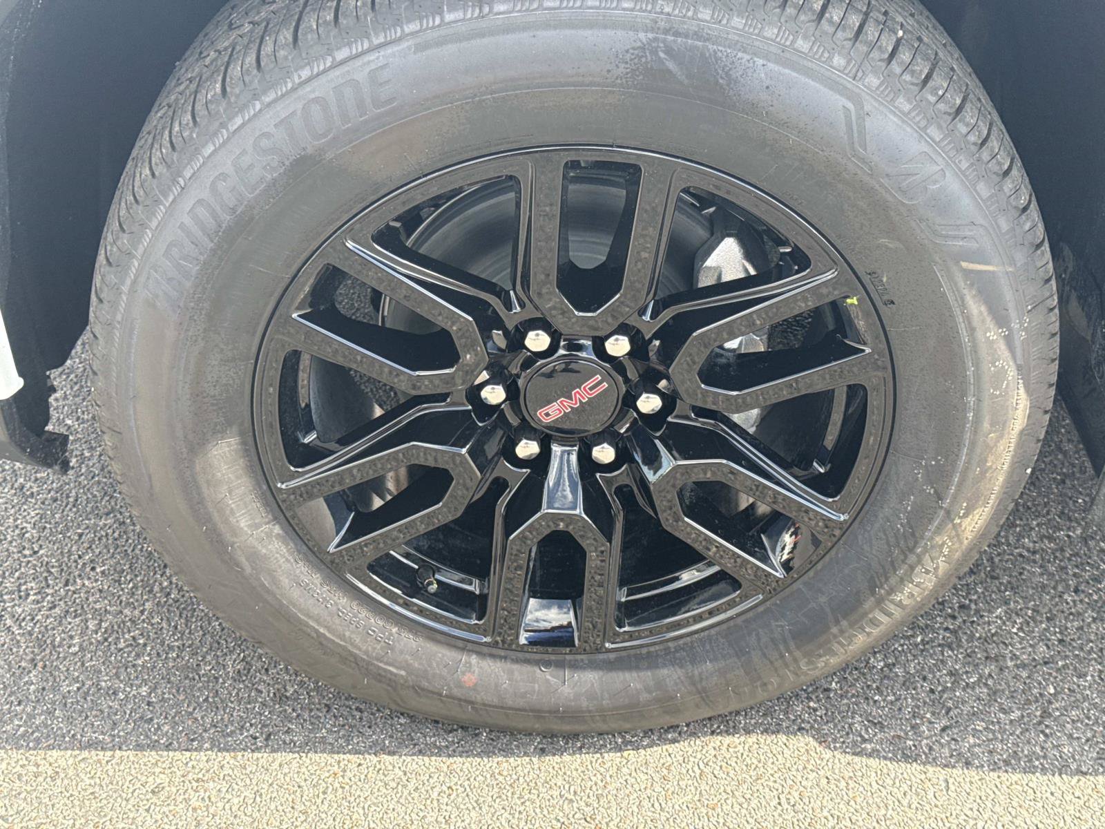New 2026 GMC Sierra 1500 Elevation w/ Elevation Premium Package AWD/4WD image 10