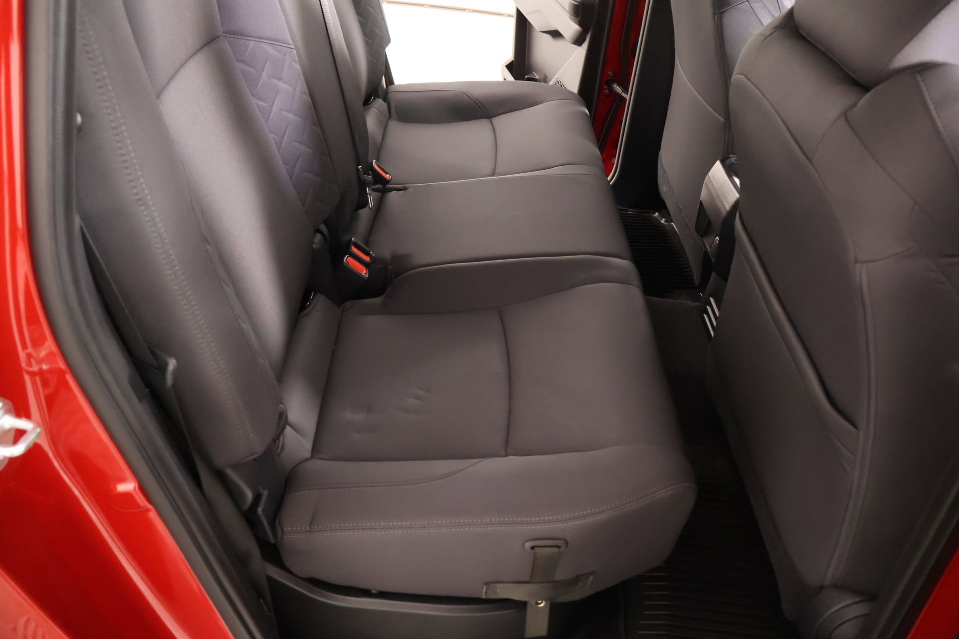 Used 2025 Toyota Tacoma SR5 RWD image 13
