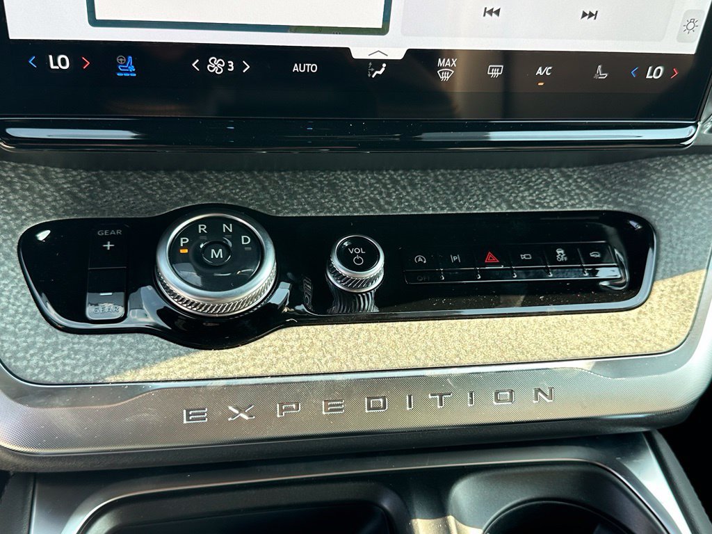 New 2027 Ford Expedition Tremor w/ Driver's Package AWD/4WD image 30