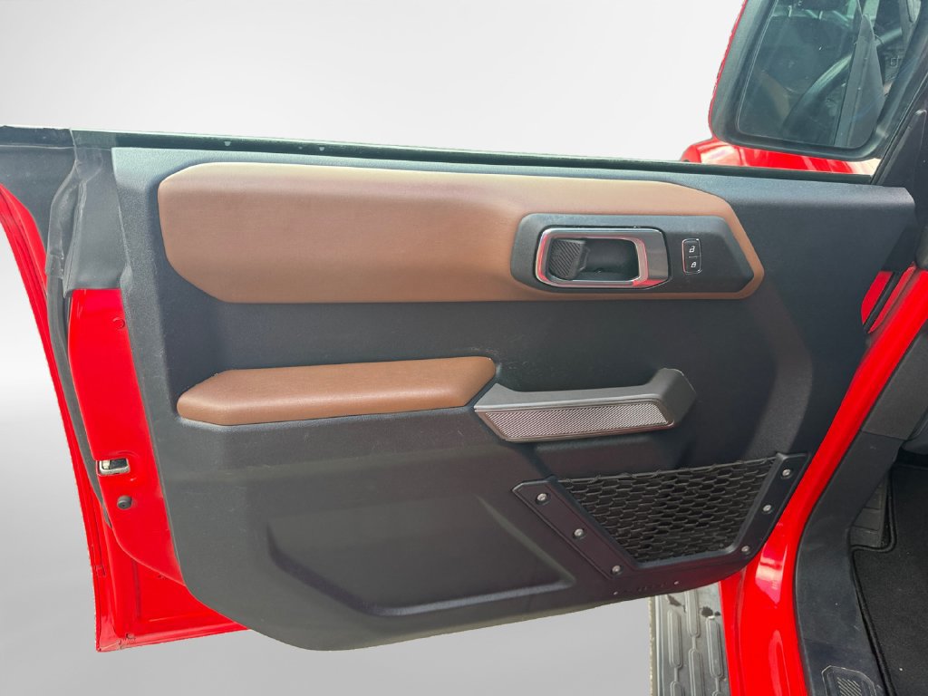 Used 2022 Ford Bronco Outer Banks AWD/4WD image 14