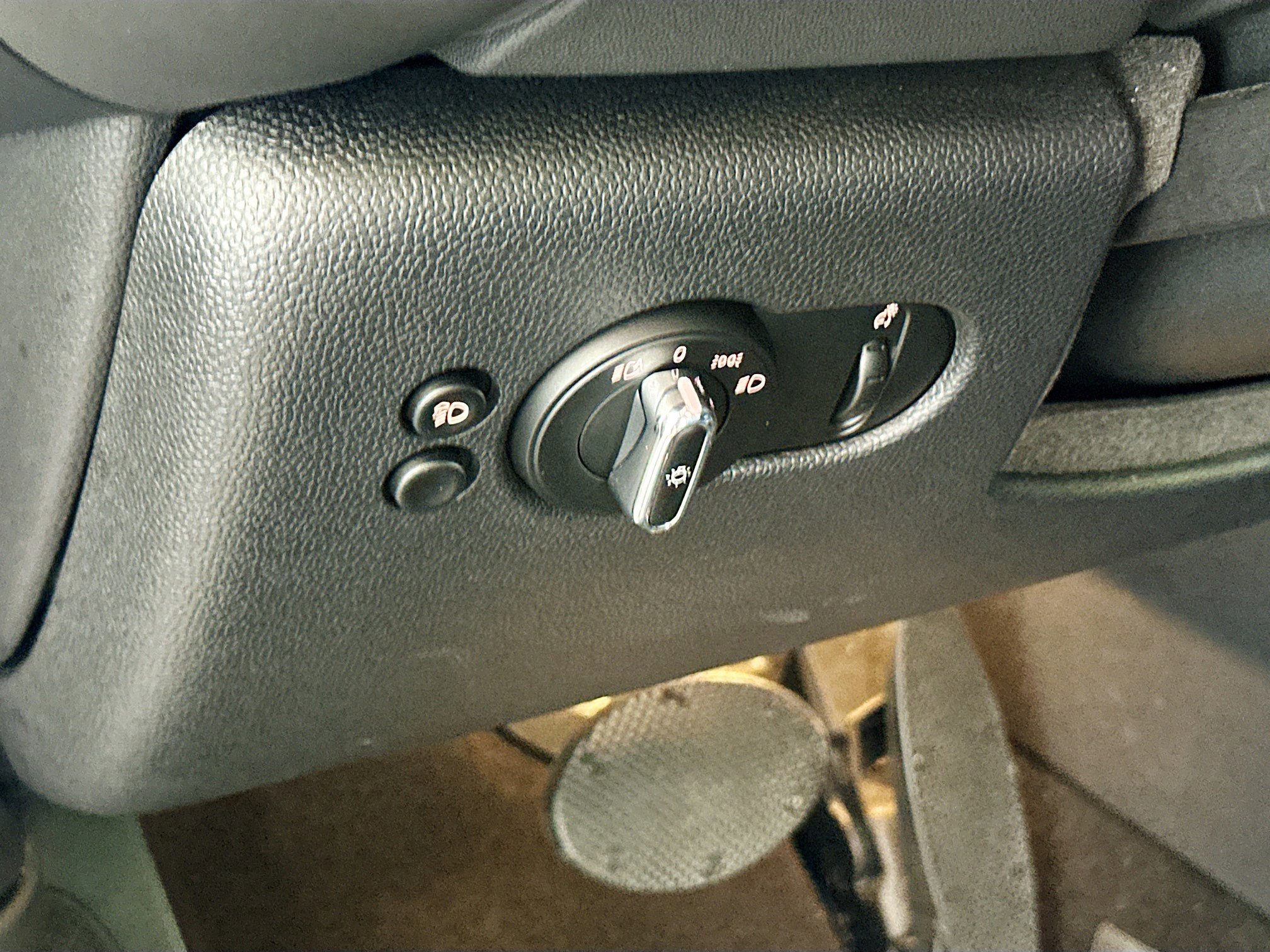 Used 2024 MINI Cooper 4-Door Hardtop image 10