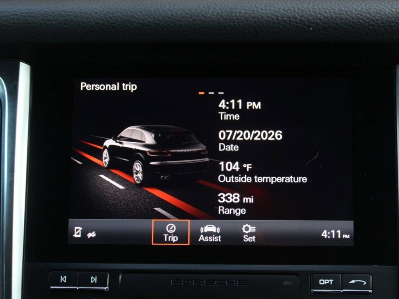 Used 2017 Porsche Macan AWD/4WD image 26