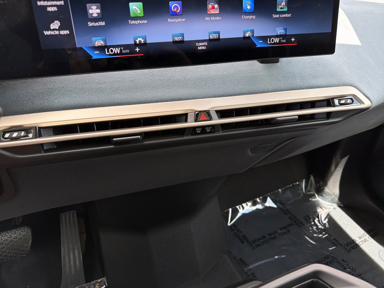 Certified 2023 BMW iX xDrive50 w/ Convenience Package AWD/4WD image 33
