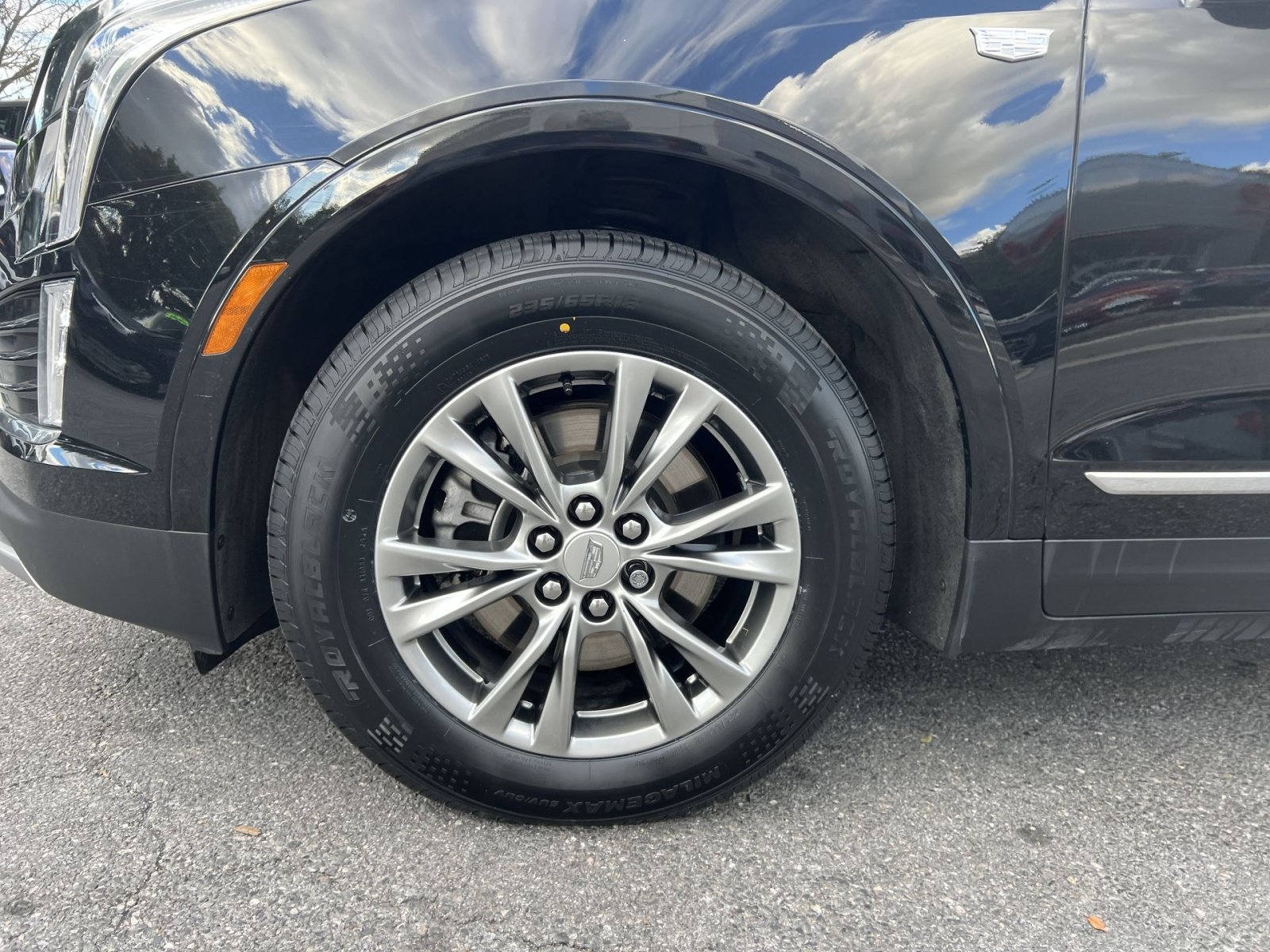 Used 2023 Cadillac XT5 Premium Luxury AWD/4WD image 12