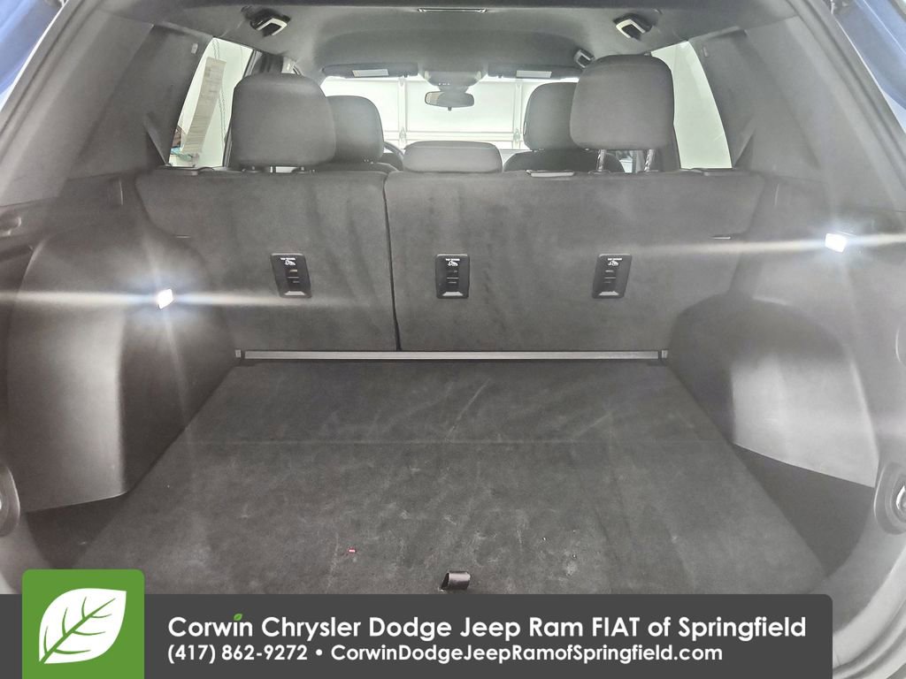 Used 2026 GMC Terrain Elevation image 24