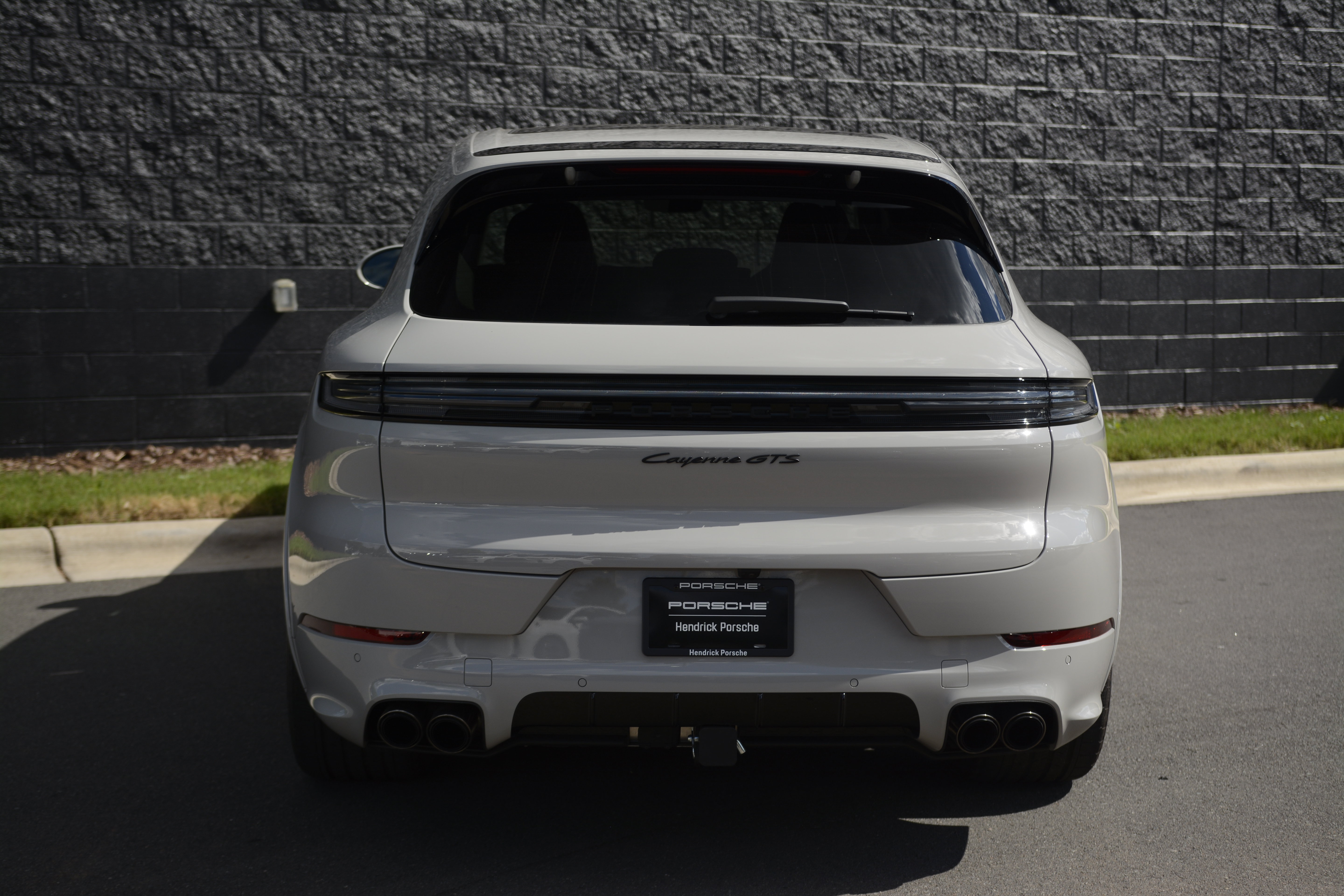Certified 2026 Porsche Cayenne GTS AWD/4WD image 6