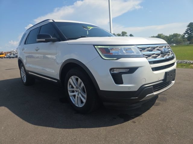 Used 2018 Ford Explorer XLT w/ Equipment Group 202A AWD/4WD image 1
