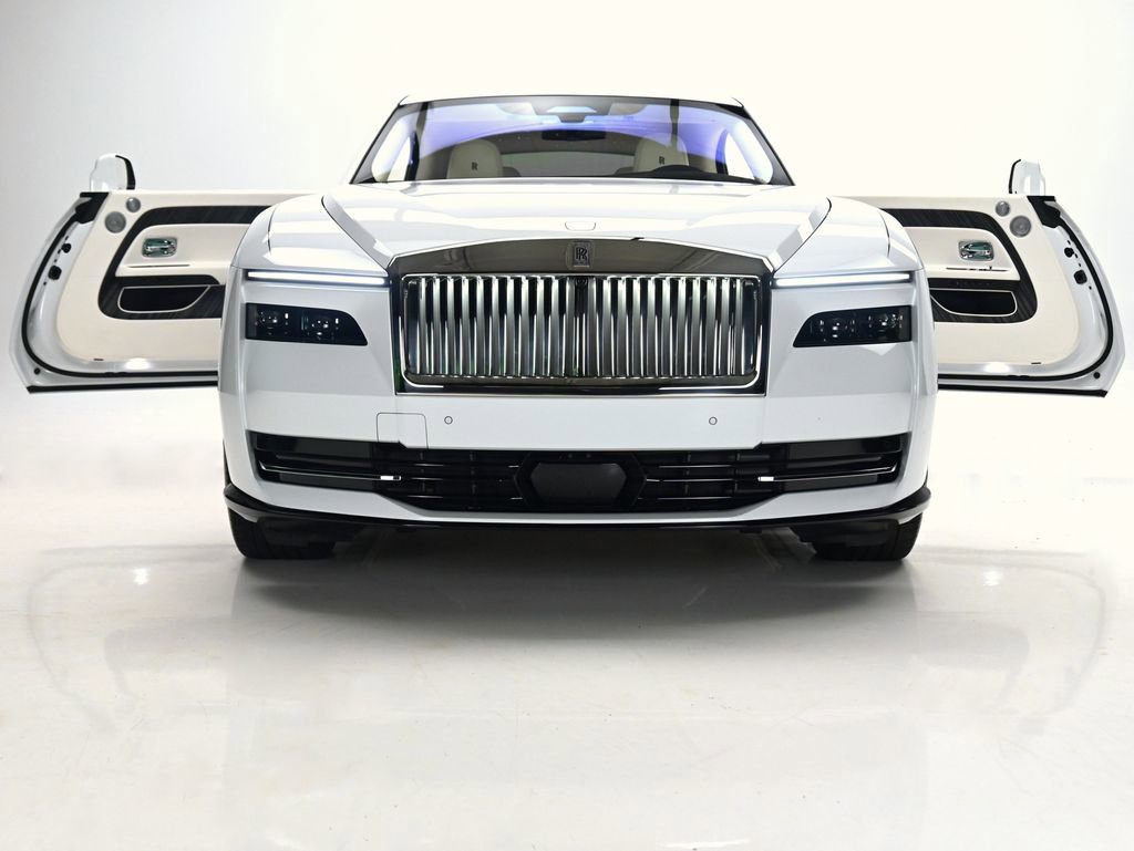 Used 2025 Rolls-Royce Spectre w/ Spectre Launch Package image 31