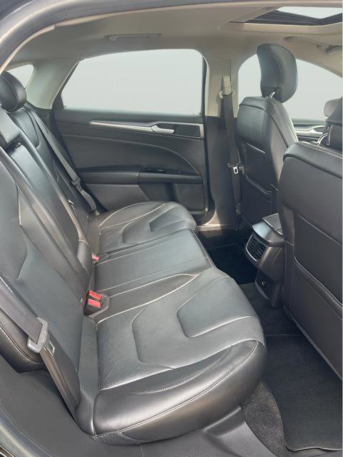 Used 2014 Ford Fusion Titanium FWD image 9