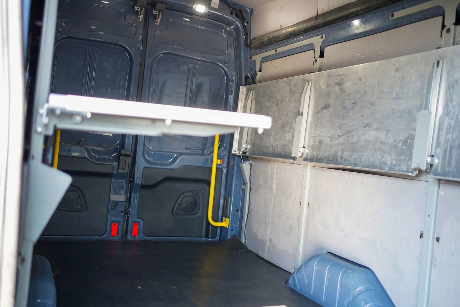 Used 2020 Ford Transit 250 148 High Roof Extended RWD image 16