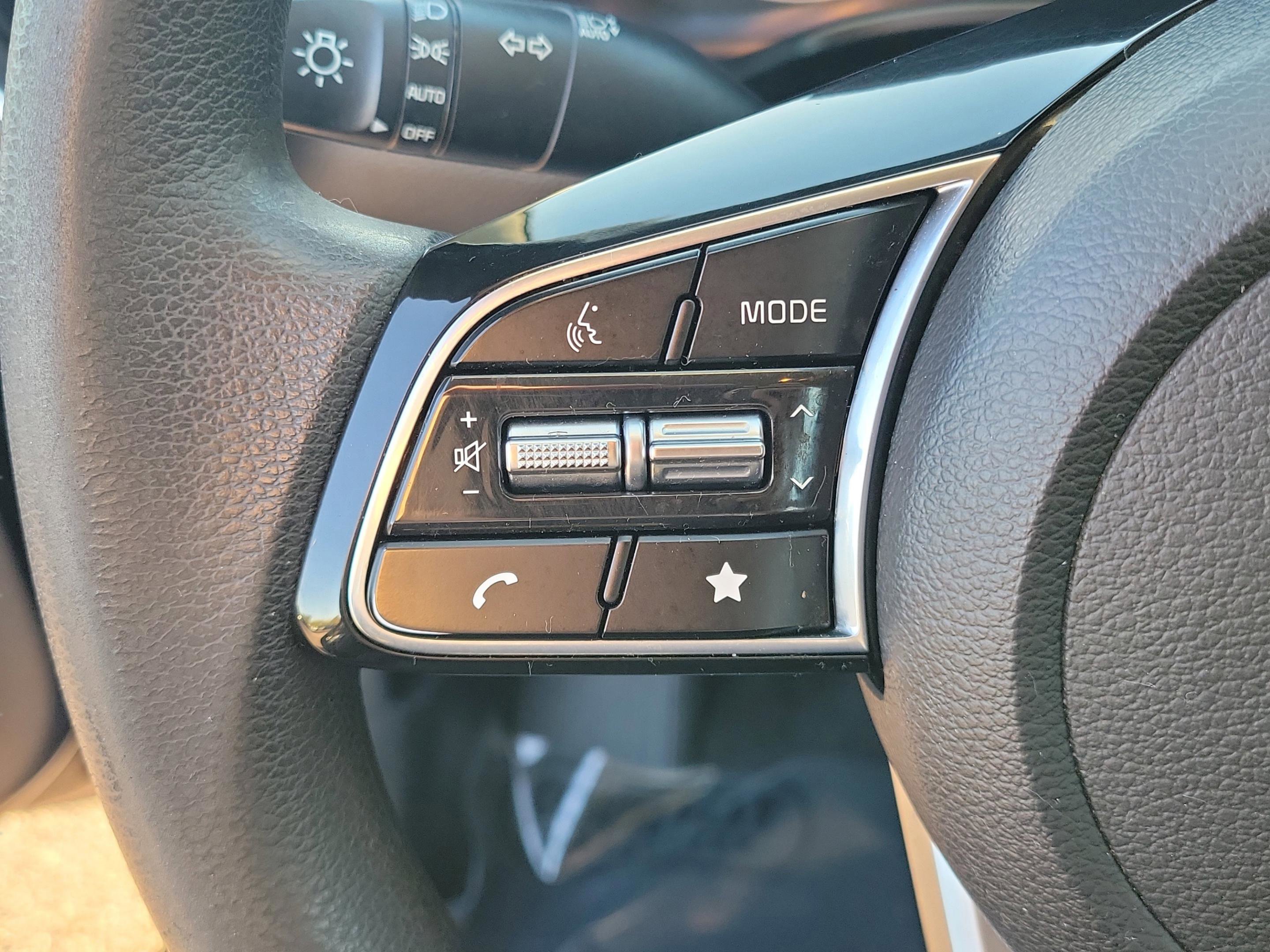 Used 2023 Kia Forte LXS image 23