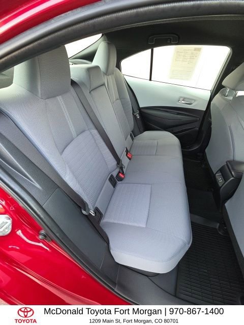 Used 2025 Toyota Corolla SE w/ Convenience Package image 18