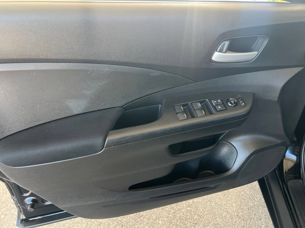 Used 2015 Honda CR-V LX image 7