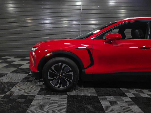 Used 2024 Chevrolet Blazer EV LT AWD/4WD image 37