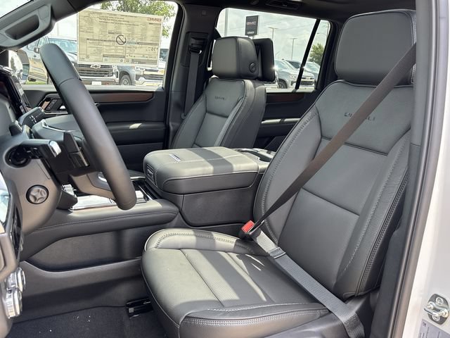 New 2026 GMC Yukon XL Denali w/ Denali Reserve Package AWD/4WD image 23