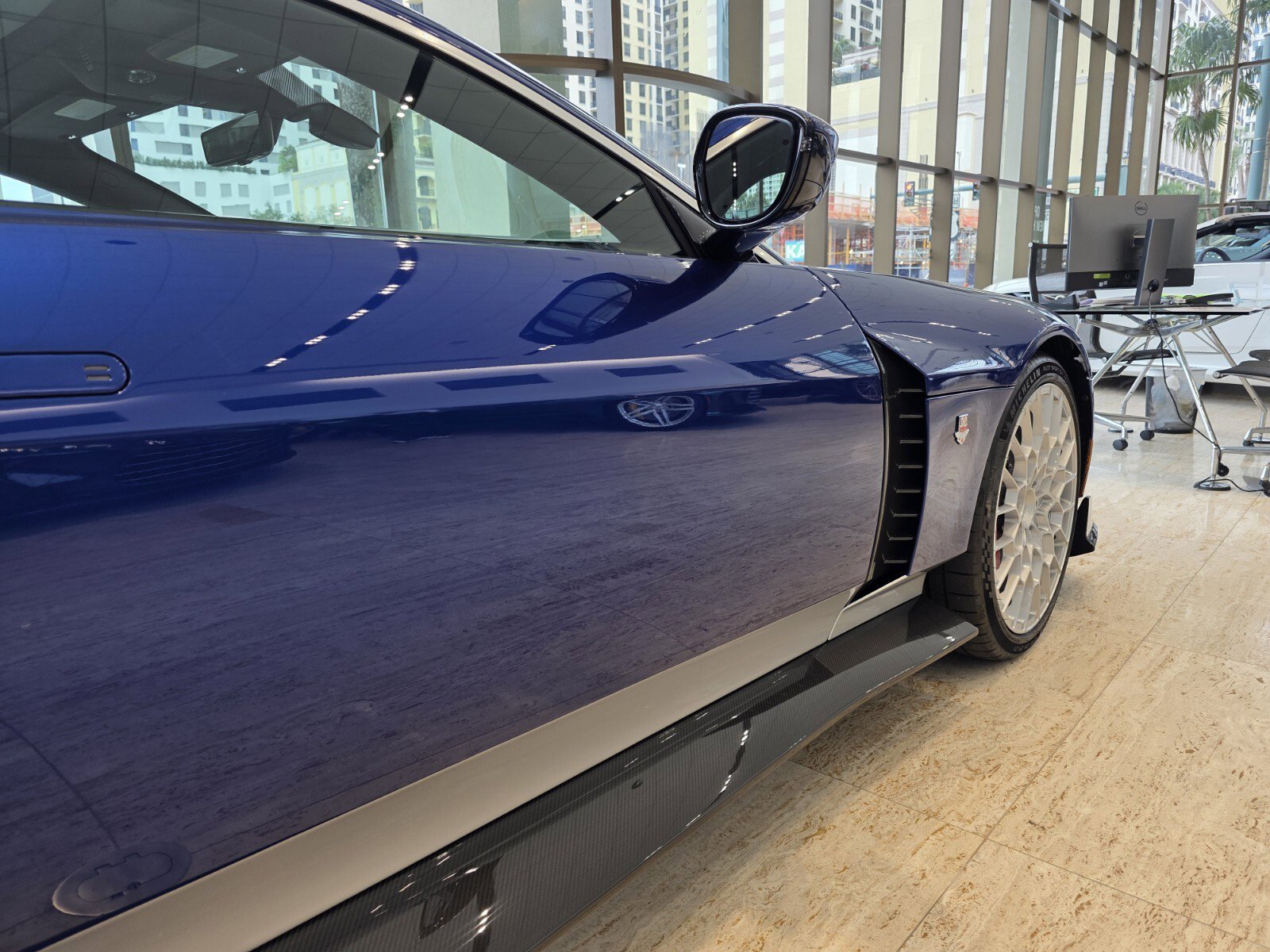 Used 2024 Aston Martin Valour Coupe image 8